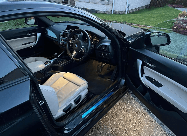 Шахрай обдурив сім'ю, грошовий переказ, вкрав машину, викрадення автомобіля, BMW, банківський додаток, серійний викрадач машин