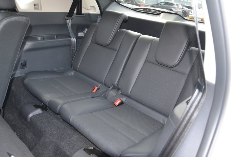 третий ряд Nissan X-Trail, новый Nissan X-Trail, Nissan X-Trail N-Trek, кроссовер Nissan