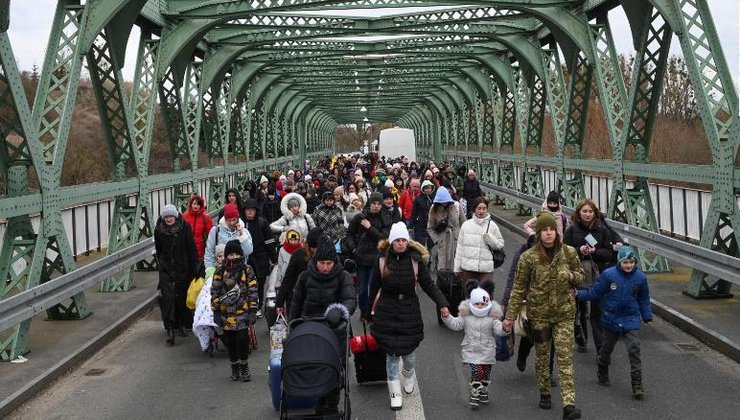 Експерти впевнені: дефіцит на ринку праці посилиться, тому що частина мігрантів не повернуться в Україну з-за кордону