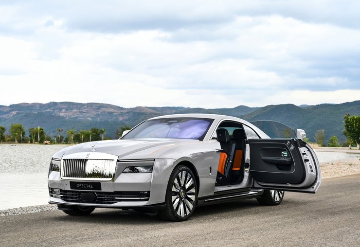 Rolls-Royce Spectre, новый Rolls-Royce Spectre, электромобиль Rolls-Royce