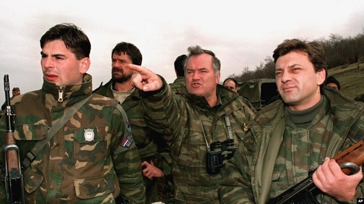 Ныне задержанный лидер боснийских сербов Ратко Младич