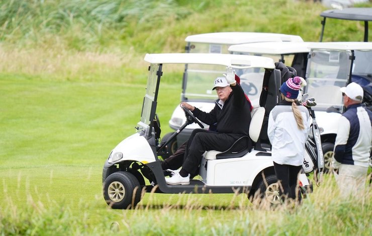 Дональд Трамп в шотландии