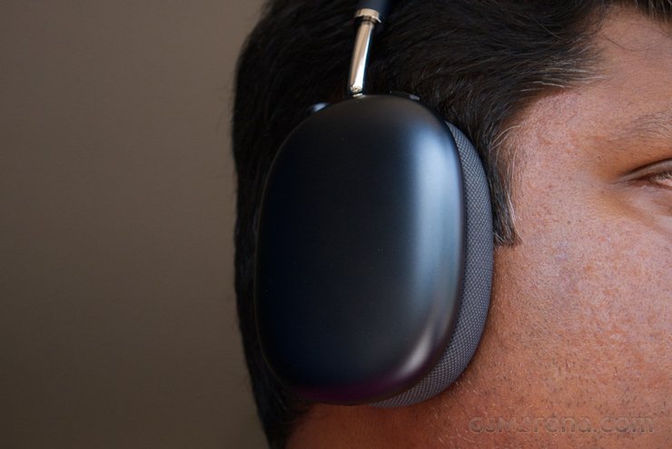 Apple AirPods Max 2