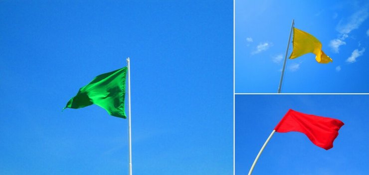 флаги цветные, пляжи, фото