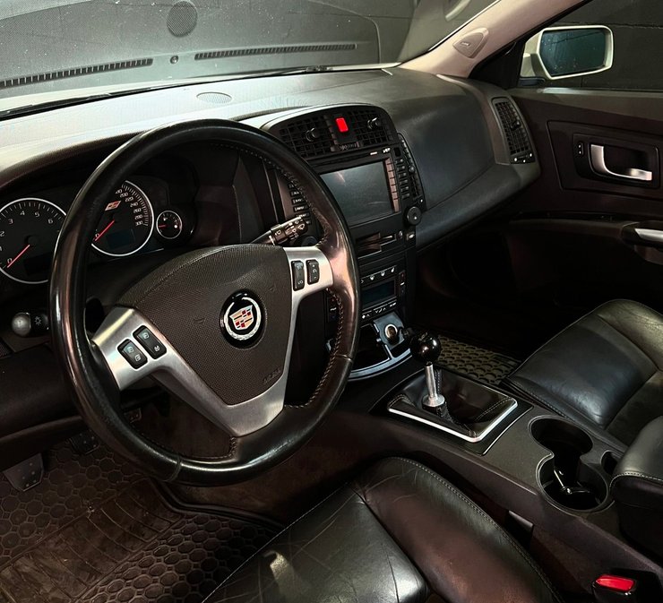 салон Cadillac CTS-V, Cadillac CTS-V, Cadillac CTS, седан Cadillac, General Motors