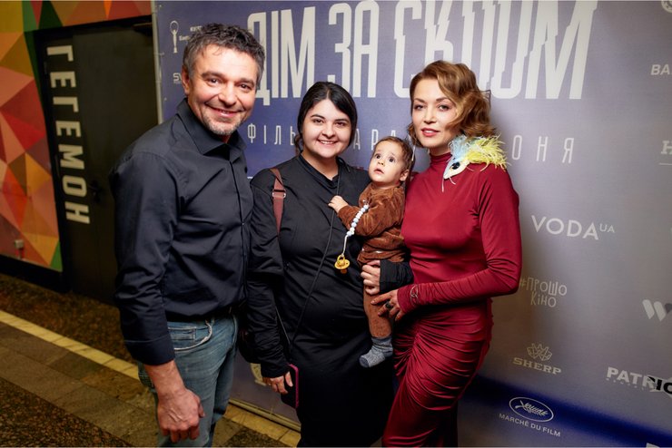 Валерія Сочивець, Ірина Островськафільм "Дім за склом", допрем'єрний показ, Тарас Дронь, урбаністичний детектив, Ірина Островська, детективний трилер 2025 року