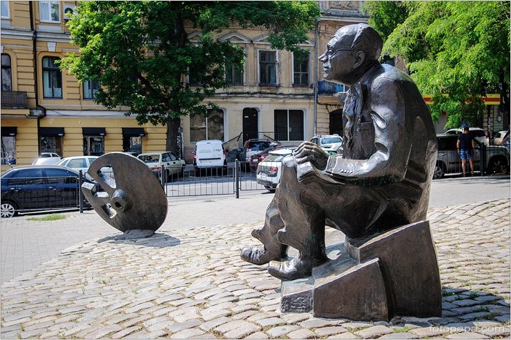 Памятник Исааку Бабелю, Одесса