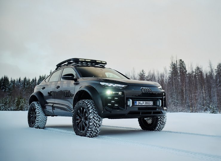 Автомобиль Audi Q6 e-tron Offroad
