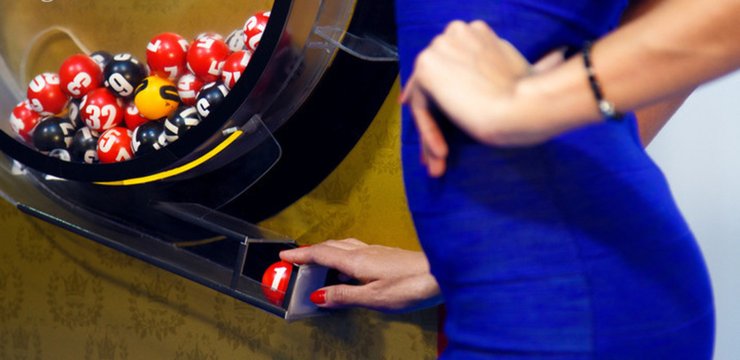 Победитель лотереи, лотерея, деньги, денежный приз, сорвал джекпот, выигрышный билет, как купить лотерейный билет, победа в лотерее, выигрышные номера