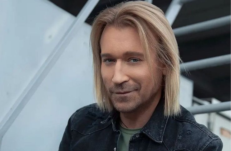 Олег Винник за границей