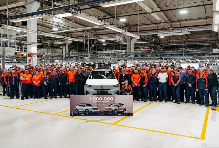 Volvo XC40 завод, кроссовер Volvo, Volvo EX40, Volvo EX40