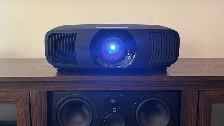 Проектор Epson LS9000