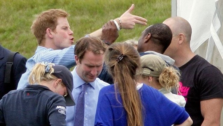 принц гаррі, скандал