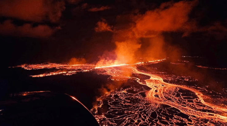 Вулкан, Исландия, извержение