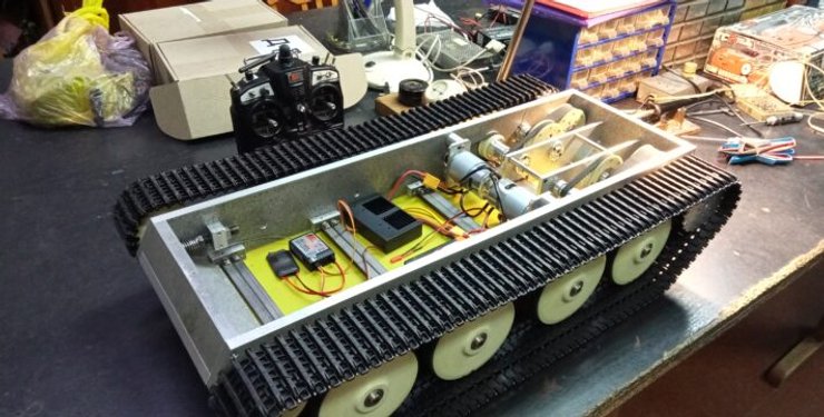 гусеничная, платформа, дрон