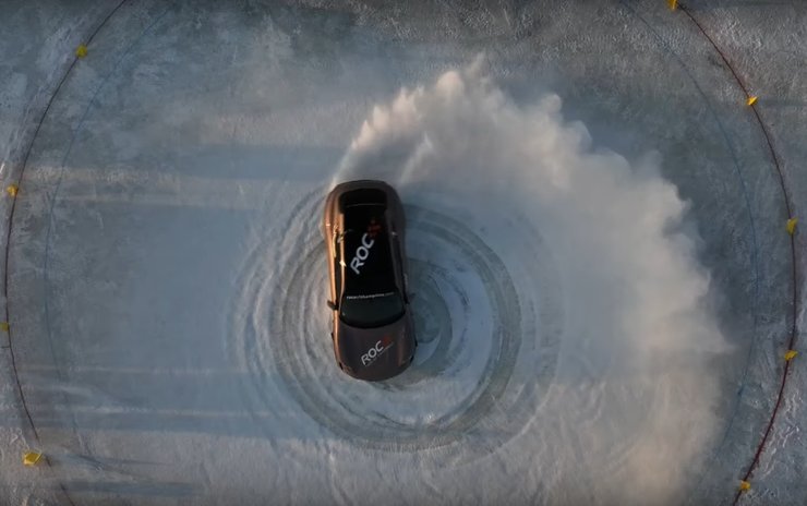 Porsche Taycan Cross Turismo, Porsche Taycan, электромобиль Porsche Taycan, печь пончики, мировой рекорд