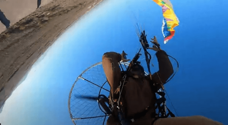 Блогер упал с высоты 30 метров, блогер, ютубер, параплан, мотопараплан, падение с высоты, выжил после падения, упал с неба