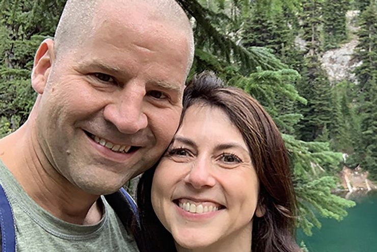 Маккензи Скотт