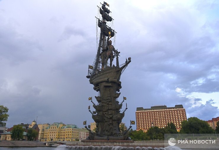 Церетели, Петр I, скульптура