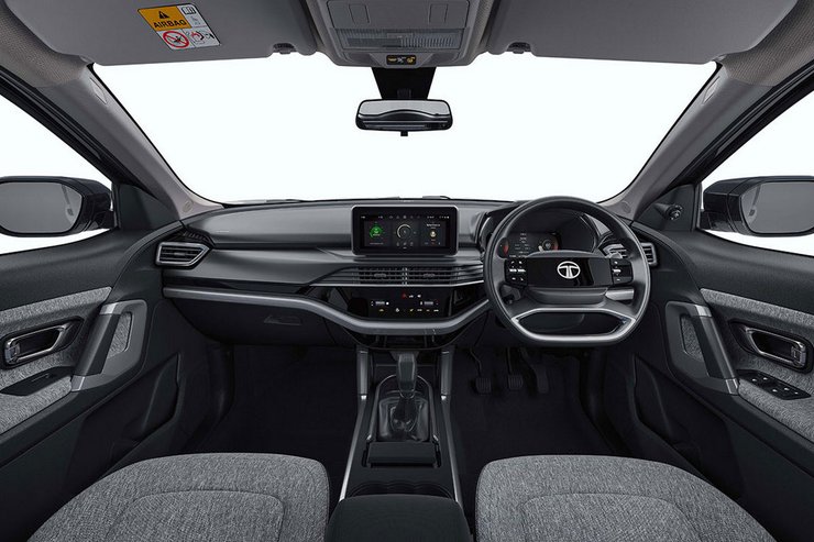 салон Tata Harrier, новая Tata Harrier, кроссовер Tata, Tata Safari, Tata Safari 2024. Tata Harrier 2024