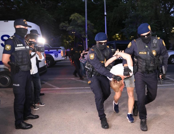 азербайджан задержание россиян