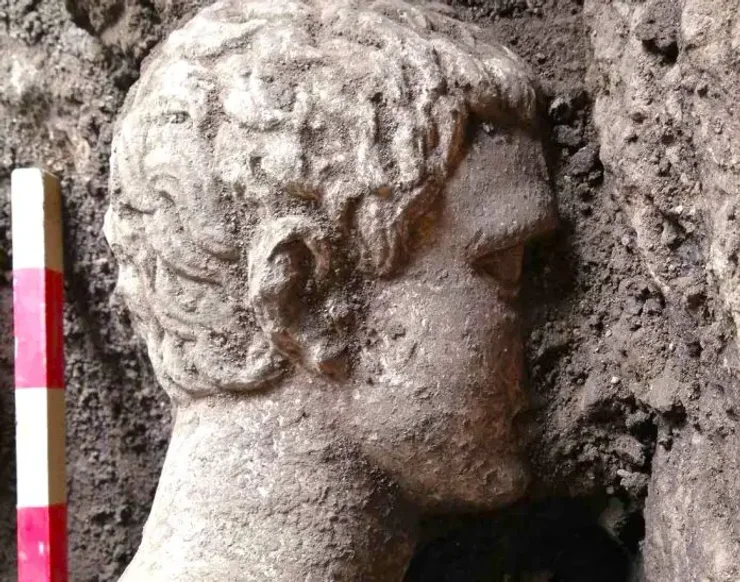 статуя, археологи, археологія, античність, Болгарія, місто, відкриття, землетрус, Гермес, каналізація, скульптура, артефакт, розкопки, бог, культура, релігія