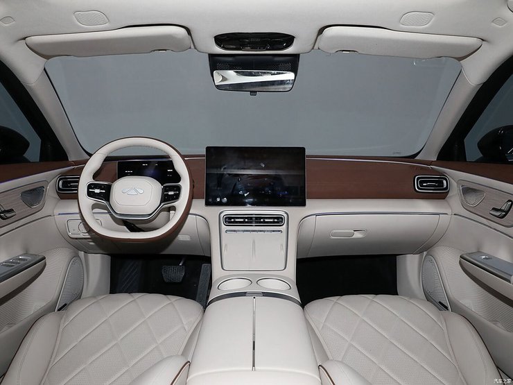 салон Chery Fulwin A9, Chery Fulwin, новый Chery Fulwin A9, седан Chery, седан Chery