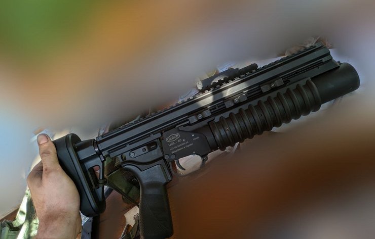 ручний гранатомет UGL-40