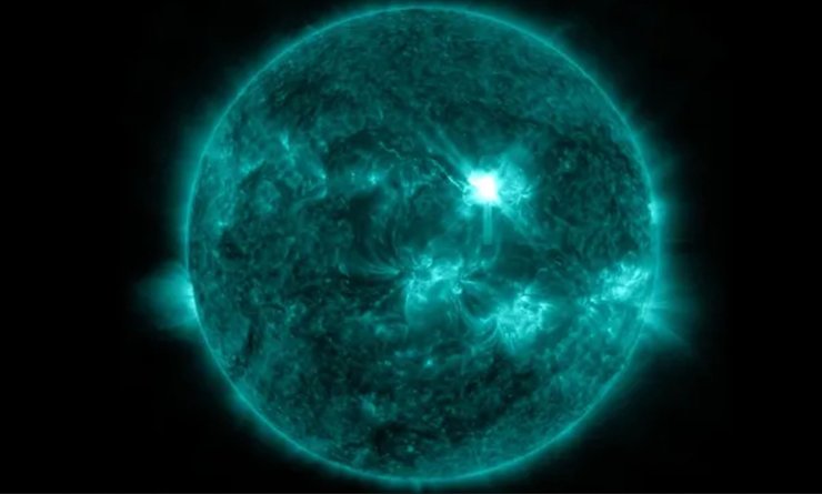 Х-вспышка на Солнце вызвала блэкаут в Америке