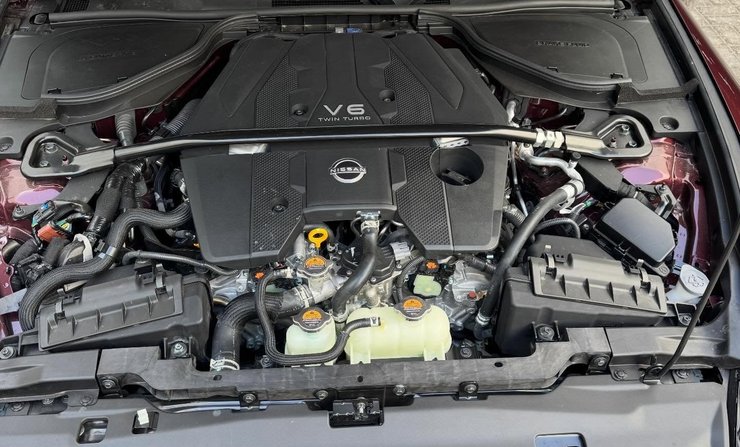мотор Nissan V6