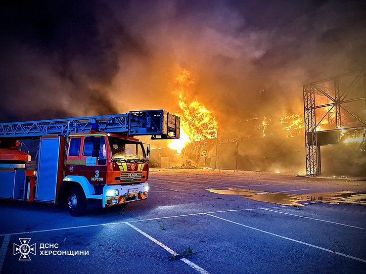 обстрел херсона, херсон обстреляли, российский обстрел