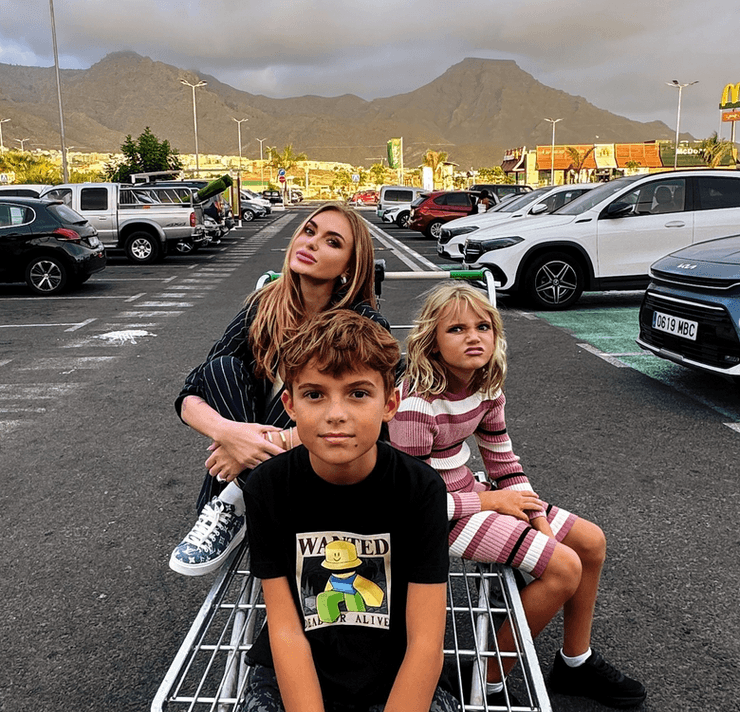 Слава Каминская, дети