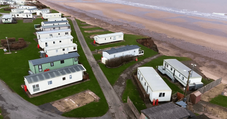 Британская деревня, деревня, поселение, дома, жилье, недвижимость, береговая линия, побережье, эрозия, частые штормы