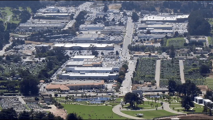 Колма, місто мертвих, некрополь, місто в США, цвинтар, місто зомбі, місце живих мерців, дорога земля