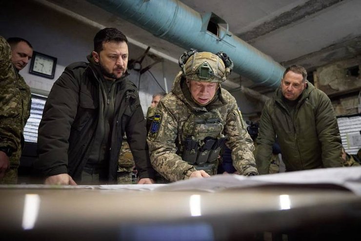 Політичне та військове керівництво України