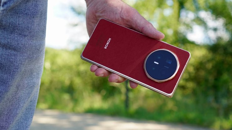 Honor Magic V6
