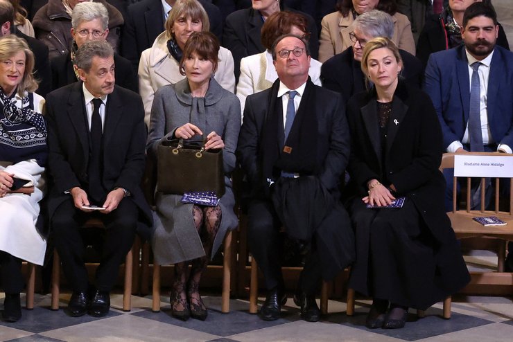 Ніколя Саркозі, Карла Бруні, Франсуа Олланд, Жюлі Гайє