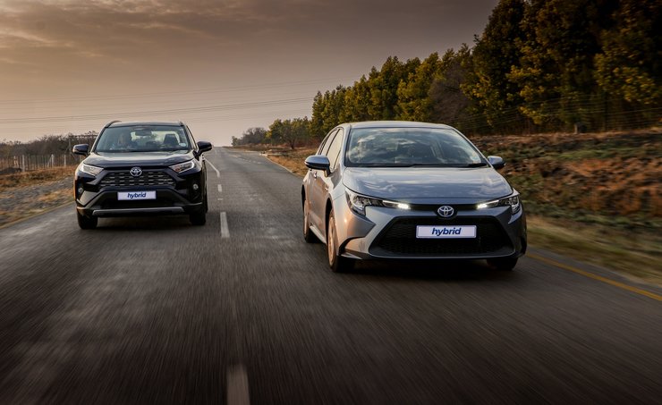 тойота рав4 королла