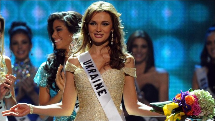 Анна Пославська, Міс Всесвіт, конкурс краси