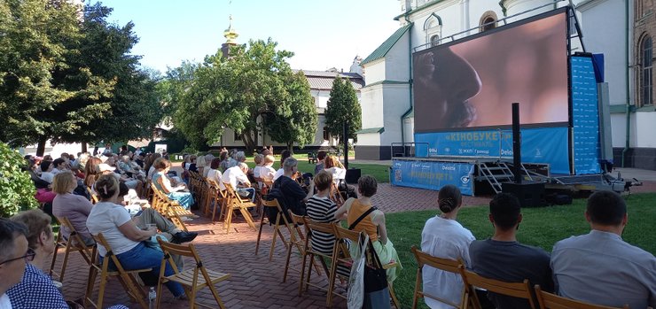 Культура vs Війна, Сергій Жадан, Тарас Тополя, Ахтем Сеітаблаєв, фільми про війну, фільми про війну в Україні, фільм Кадіма Тарасова