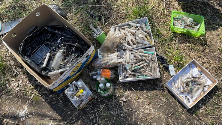 кладмен, наркотики, шприцы, школа, киев