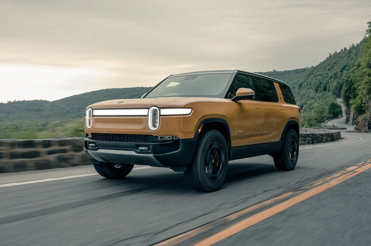 Rivian R1S