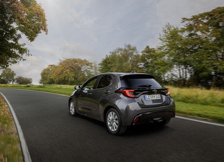 Mazda 2 2022, новая Mazda 2, Mazda 2, гибрид Mazda 2