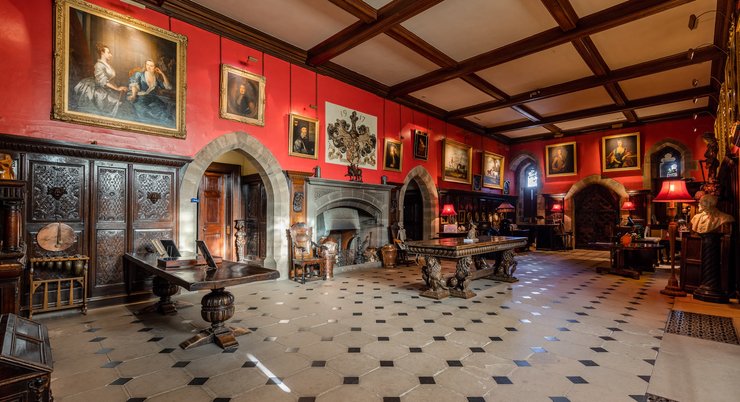 Замок Манкастер, Юэн Фрост-Пеннингтон, замок с призраками, замок с приведениями, замок в англии