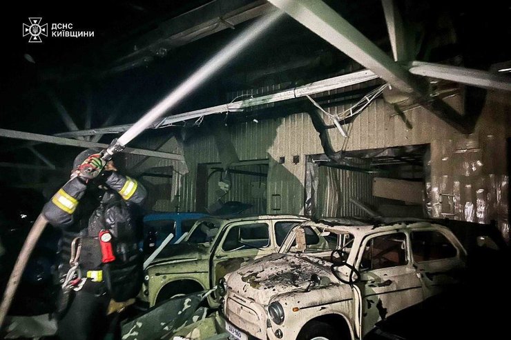 пожар в машине, горбатые запорожцы