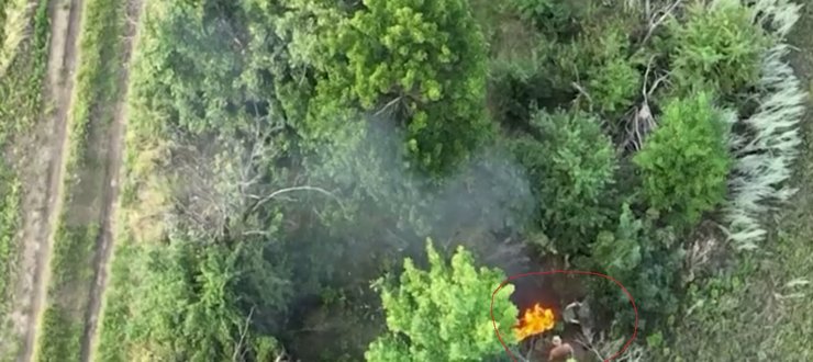 Окупанти спалюють тіла загиблих товаришів