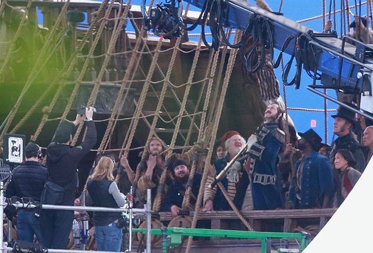 корабль, пираты, капитан Крюк, Джуд Лоу