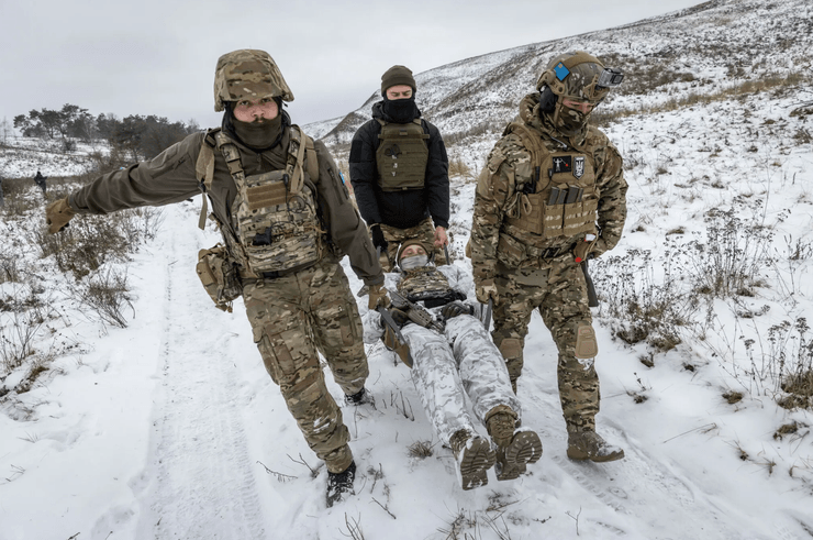 добровольці в все