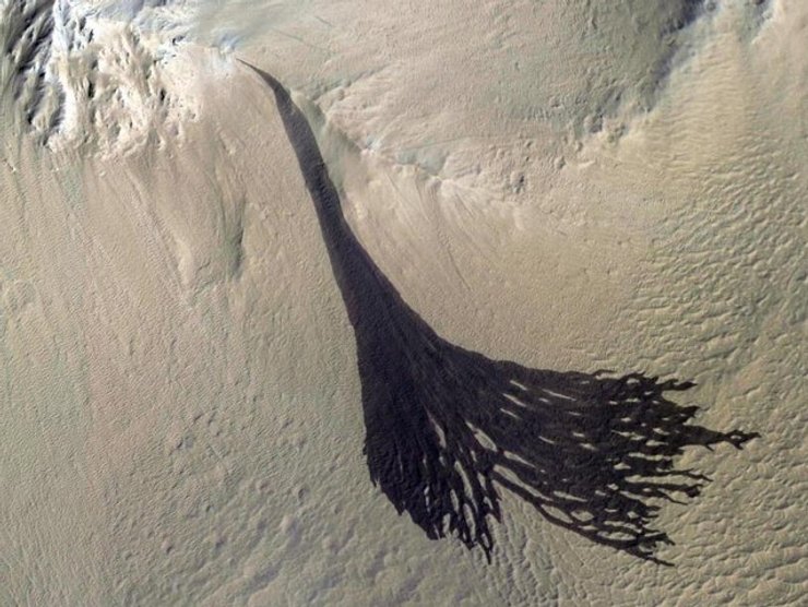 Марс темні смуги