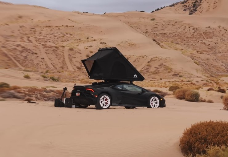 ламборгини в песке